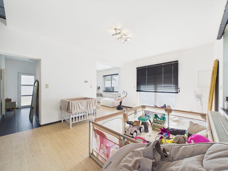 3-Bedroom Villa with GARDEN & GARAGE