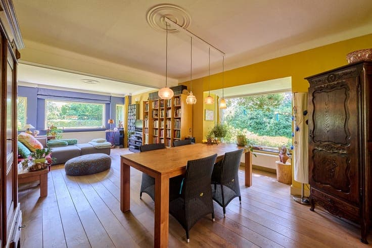 Charmante open bebouwing met prachtige tuin op toplocatie...