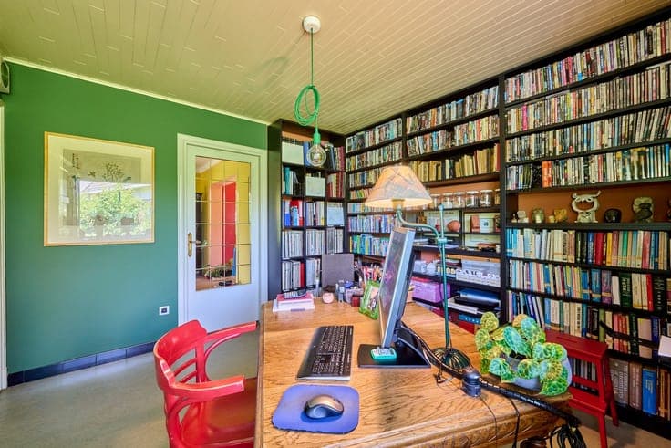 Charmante open bebouwing met prachtige tuin op toplocatie...