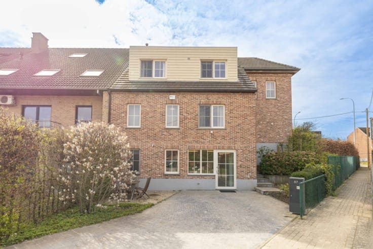 Exceptional 6-Bed Villa with EPC A in Schepdaal