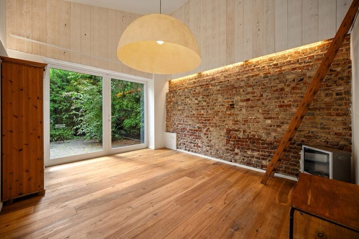 Spacious home with practice space and numerous possibilities