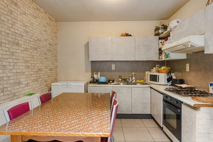 Charming 3-bedroom family home with a garden