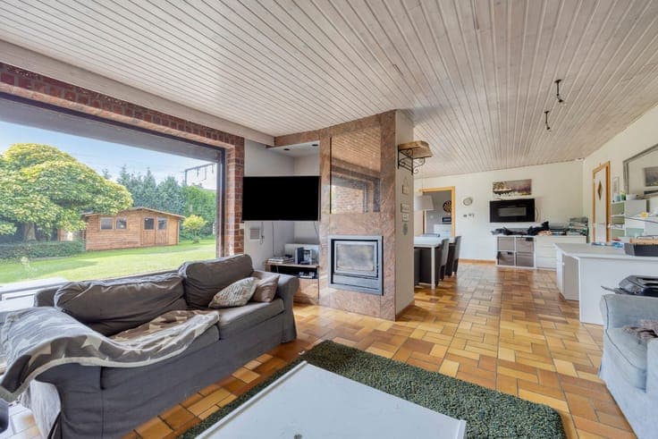 Spacious family home with garden and garage in Hasselt
