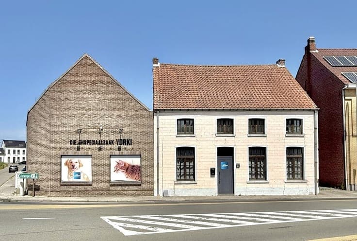 Mixed building