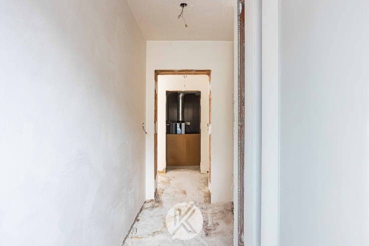 Verder af te werken nieuwbouwwoning