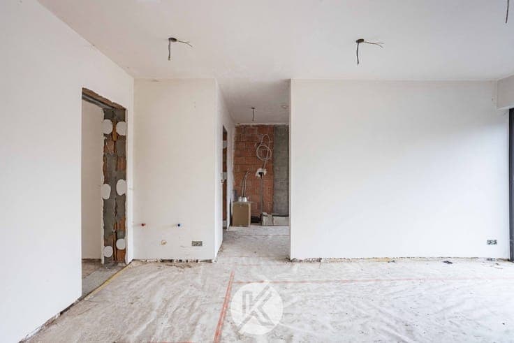 Verder af te werken nieuwbouwwoning