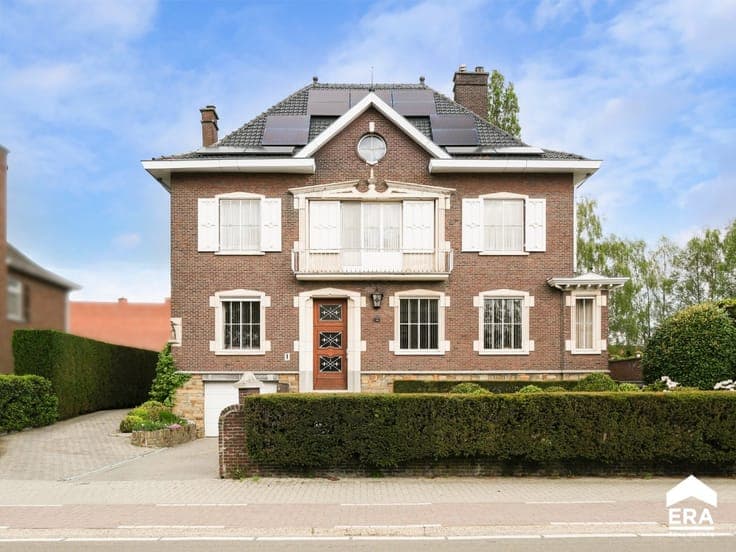 Elegant villa in central Zonhoven