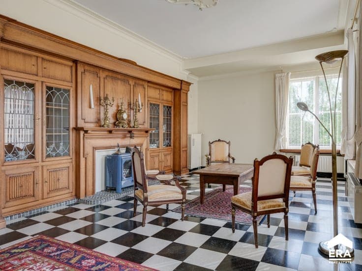 Elegant villa in central Zonhoven