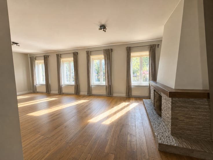 3 bedroom house in center of La Hulpe, 250m² garden