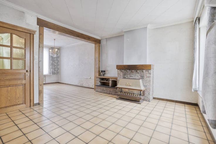 Characterful renovation home in Izegem with lots of potentia
