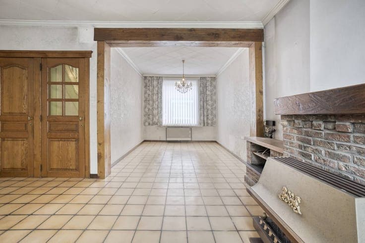 Characterful renovation home in Izegem with lots of potentia