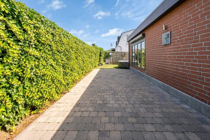Prachtige, vrijstaande bungalow met tuin in groene omgeving