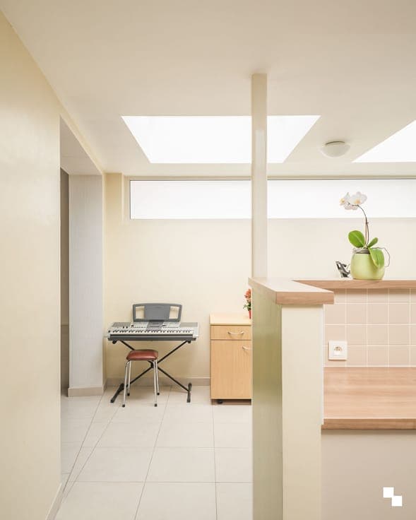 Op te frissen woning met gezellige tuin in het hart van M...