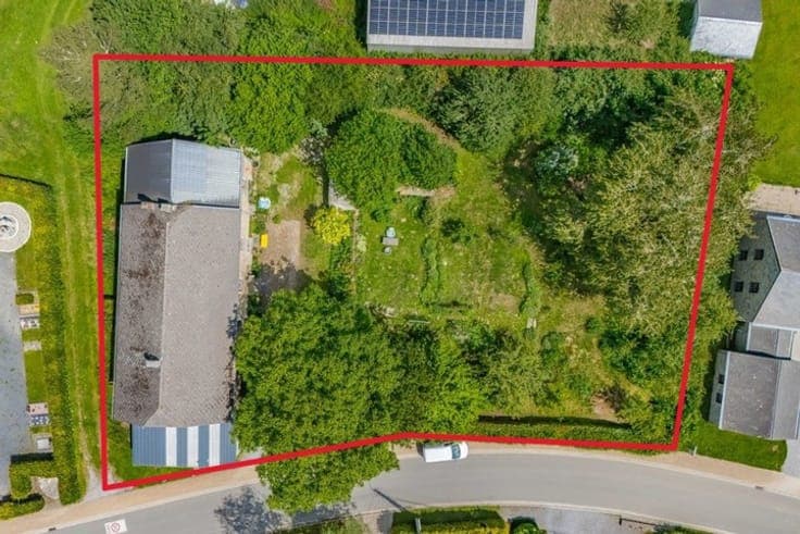 Propriété de caractère et cadre enchanteur à Vaux-Chavanne