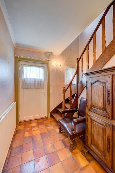 Solid villa with 4 bedrooms in Overijse