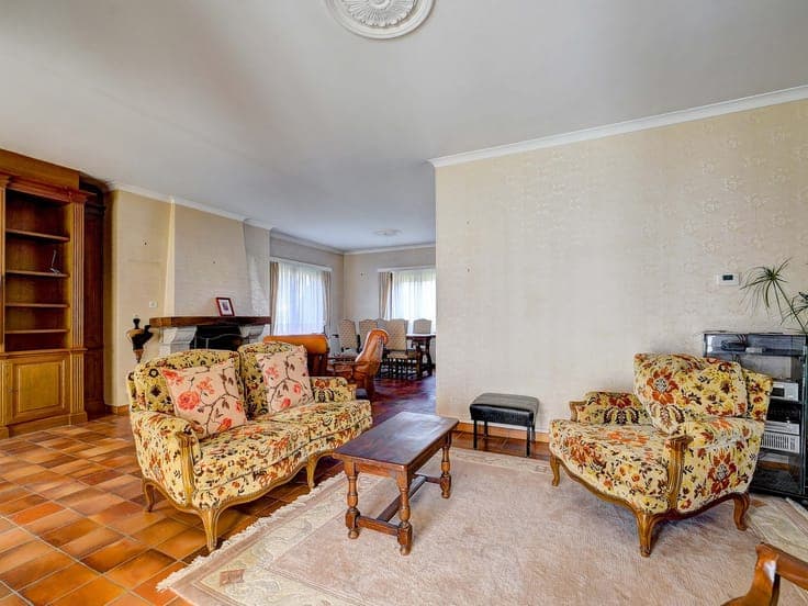 Solid villa with 4 bedrooms in Overijse