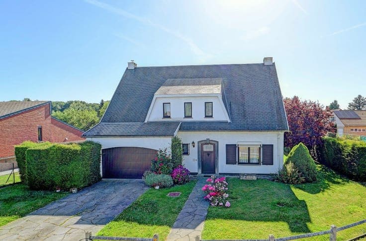 Solid villa with 4 bedrooms in Overijse