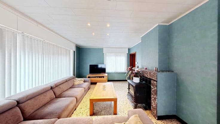 Ruime woning met mooie tuin in centrum Zingem!