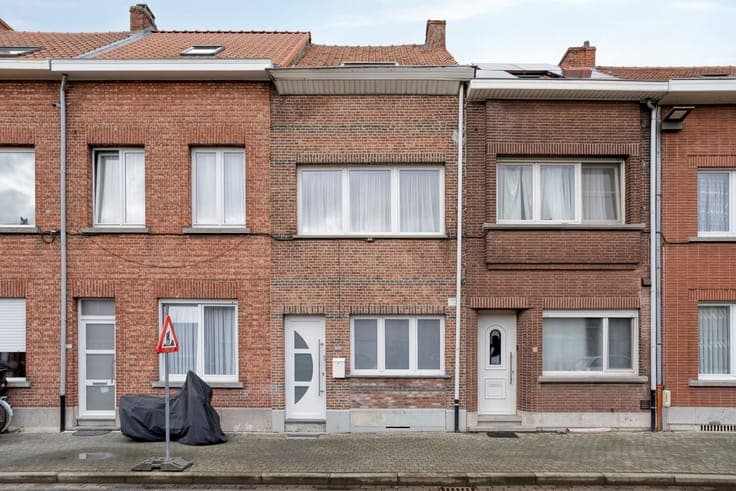 House renovated in 2014, with 3 rooms and garden in Mechelen