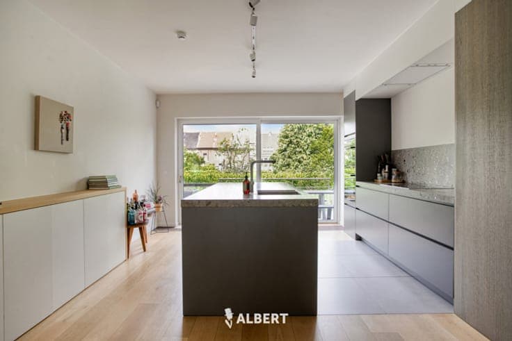 Luxurious townhouse with 3 bedrooms in a prime location