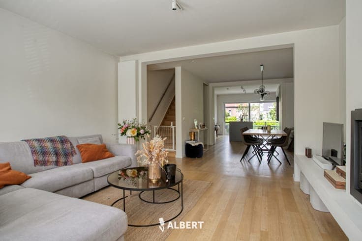 Luxurious townhouse with 3 bedrooms in a prime location
