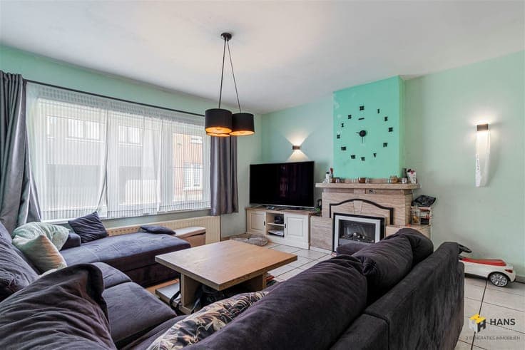 Op te frissen woning (153 m²) met 3 slaapkamers en tuin (250