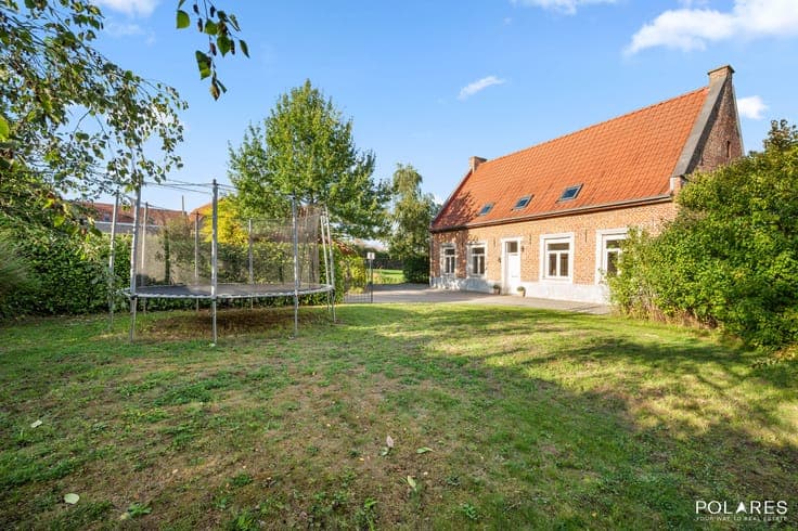 Historic mansion with modern comfort in the heart of Binkom
