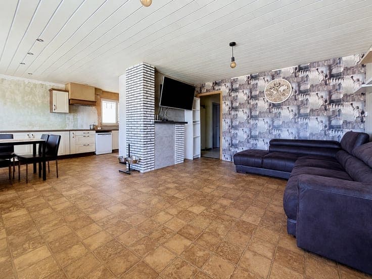 MAISON BEL ETAGE - 2 CH - GARAGE - TERRASSE - JARDIN