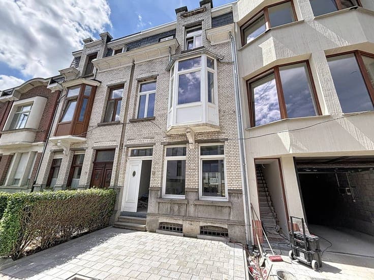Mansion for sale in Deurne near Boekenbergpark (4 bedrooms)