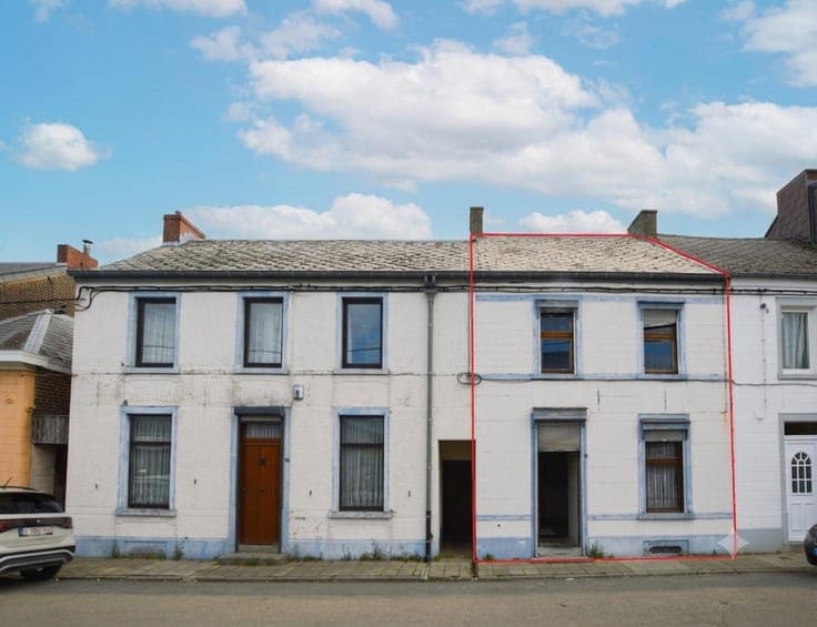 House in Courcelles