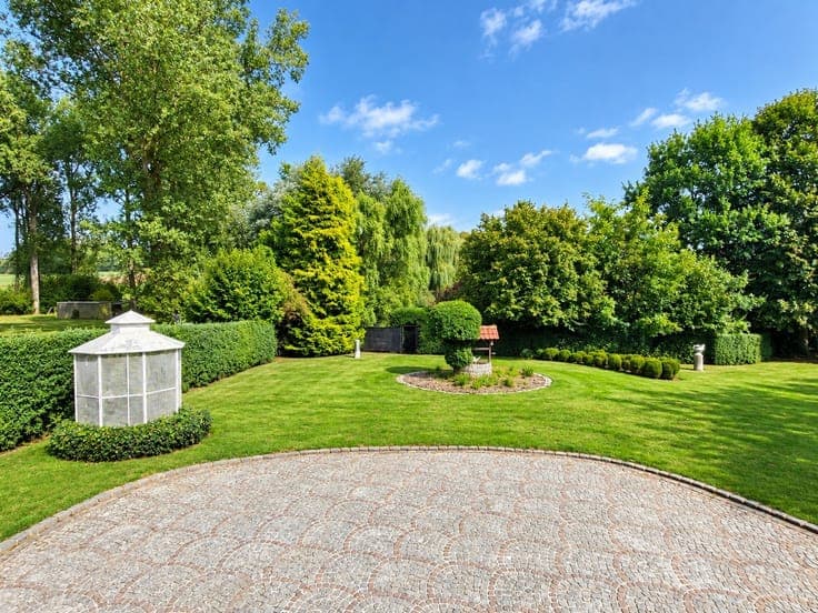 Exclusief landhuis op 2.917 m² met dubbele garage, pracht...