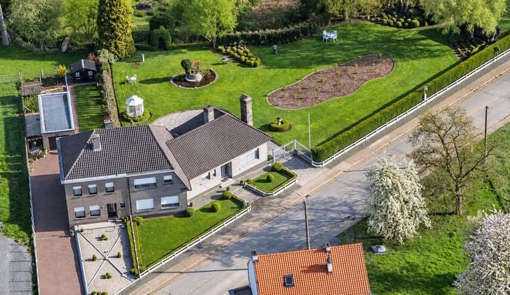 Exclusief landhuis op 2.917 m² met dubbele garage, pracht...