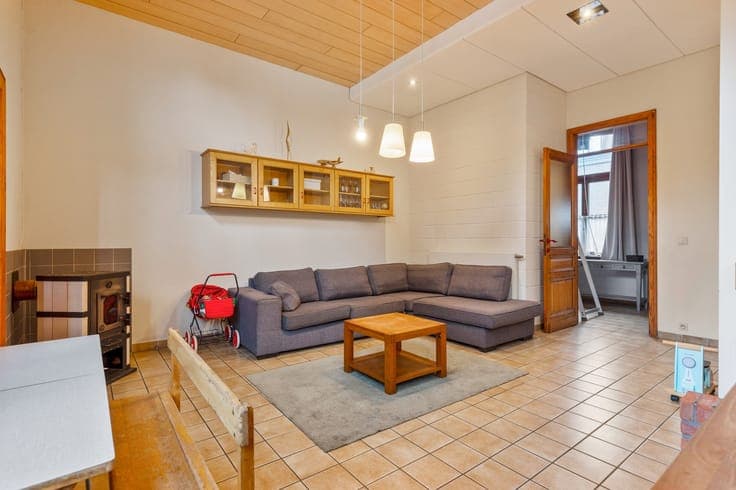 Super gezellige woning met prachtige ruime tuin en 3 slaa...