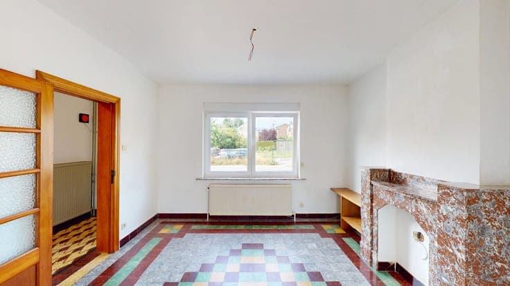 3-bedroom house with garage