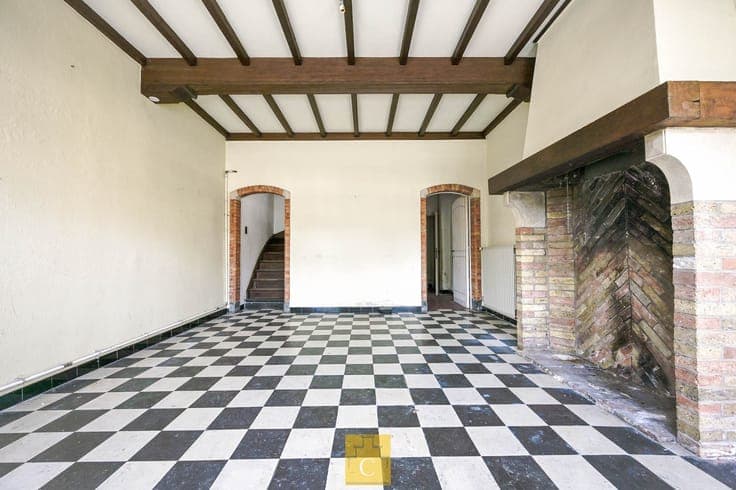 ruim breedhuis met 2 puntgevels aan de Brugse Reien met v...