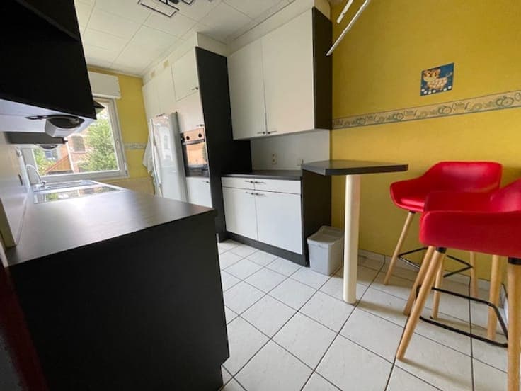 2-bedroom house with office, cellars, garage, garden