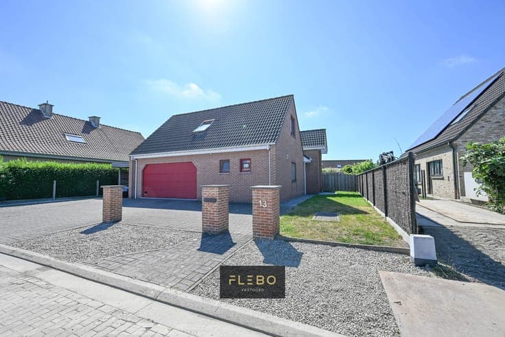 Instapklare villa met zuidgerichte tuin op wandelafstand ...