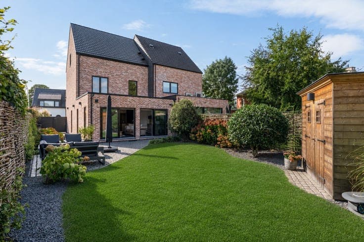 Stijlvolle halfopen BEN-woning met 2 slaapkamers en uitbr...