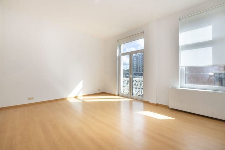 CHATELAIN / 4-BEDROOM HOUSE