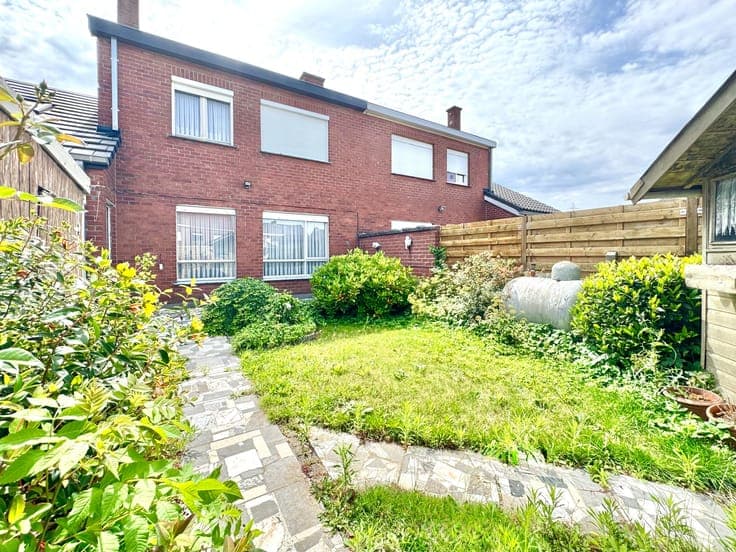 WONING | 4 KAMERS | TUIN| GARAGE | 157 M²