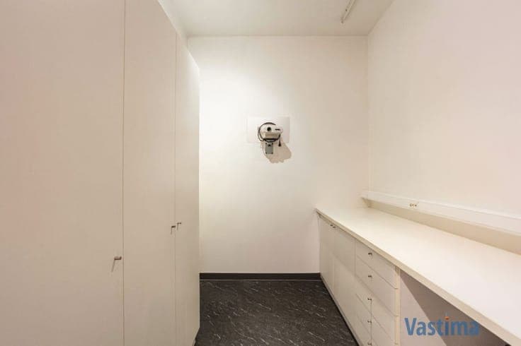 Handelspand met woonst centrum Asse