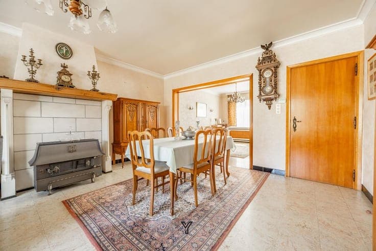 SPACIOUS FAMILY HOME IN A PRIME LOCATION