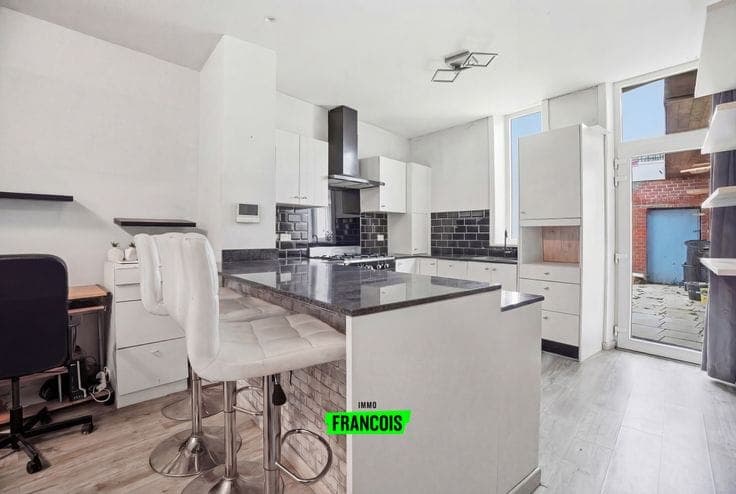 Detached house with 4 bedrooms in Wijtschate for sale!
