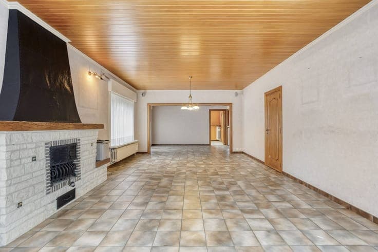 Solid house with 80m² warehouse for sale in Geraardsbergen