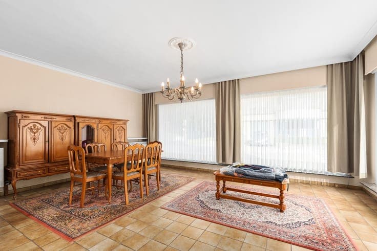 Ruime gezinswoning met 4 slaapkamers in het hart van Rudd...