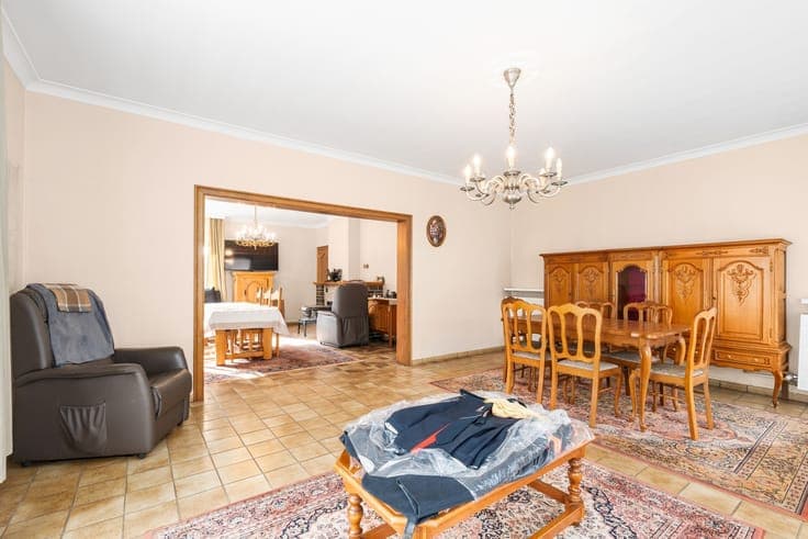 Ruime gezinswoning met 4 slaapkamers in het hart van Rudd...