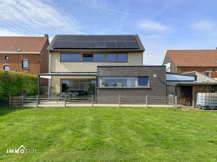 House in Galmaarden