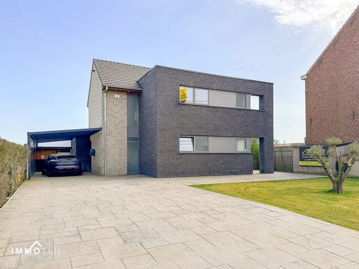 House in Galmaarden