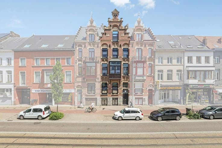 Impressive townhouse for sale in Ledeberg