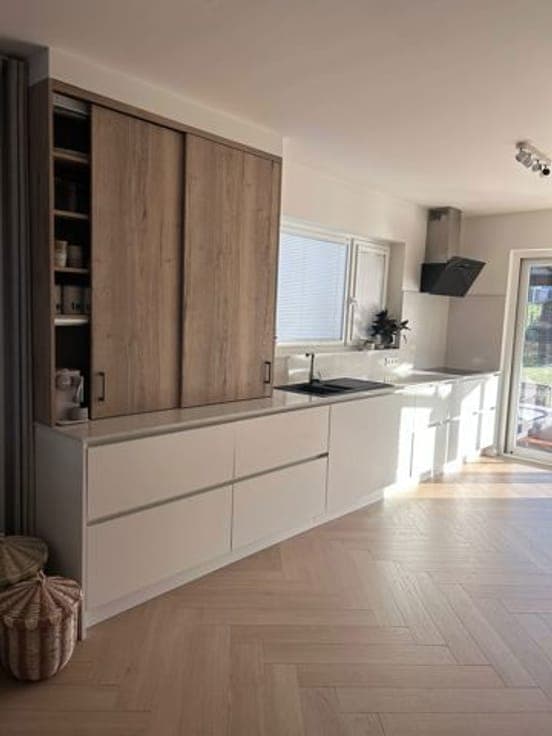 Exclusively renovated detached house in a quiet neighborhood